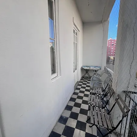 Bmyt * Lisboa